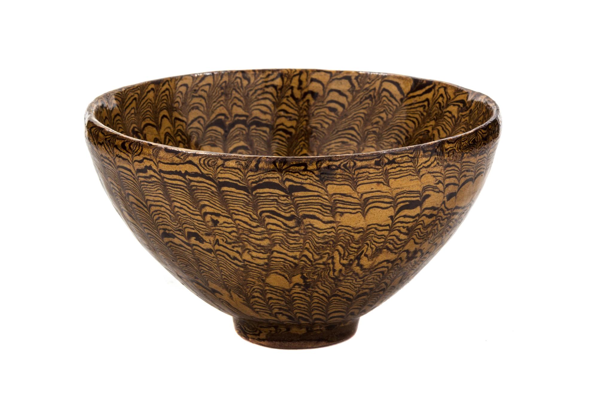 A Marbled Pottery Bowl