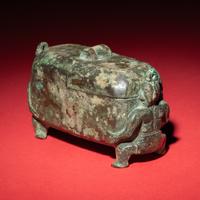 A Chinese Bronze 'Figural' Oil Lamp, Western Han Dynasty — 西漢 青銅神人油燈