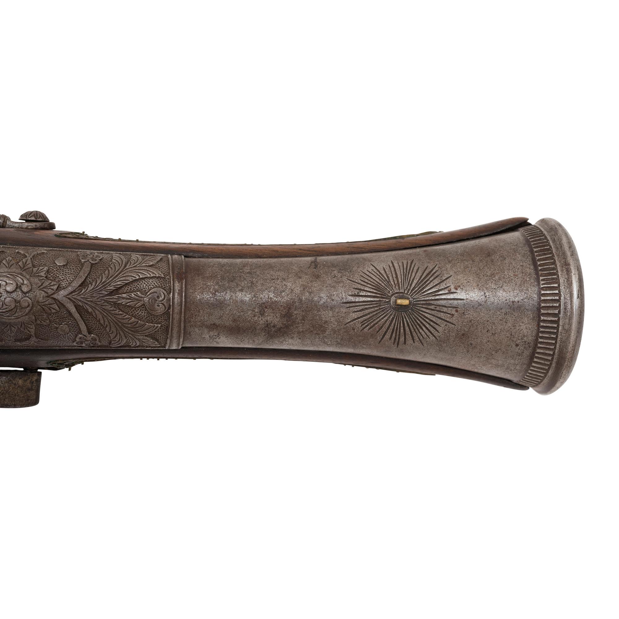 Ottoman Knee Pistol