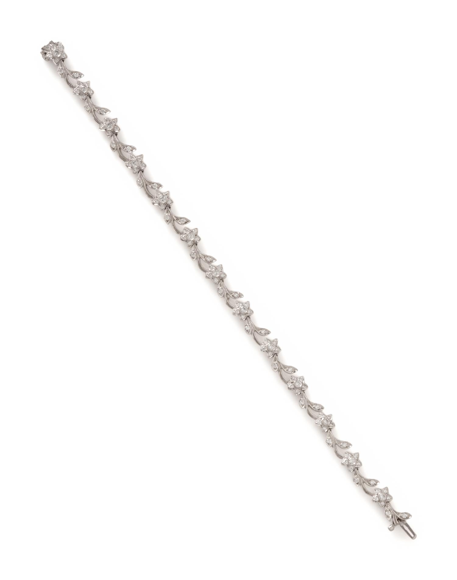 DIAMOND AND PLATINUM BRACELET