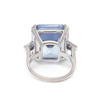 AN IMPRESSIVE UNHEATED CEYLON SAPPHIRE AND DIAMOND RING
