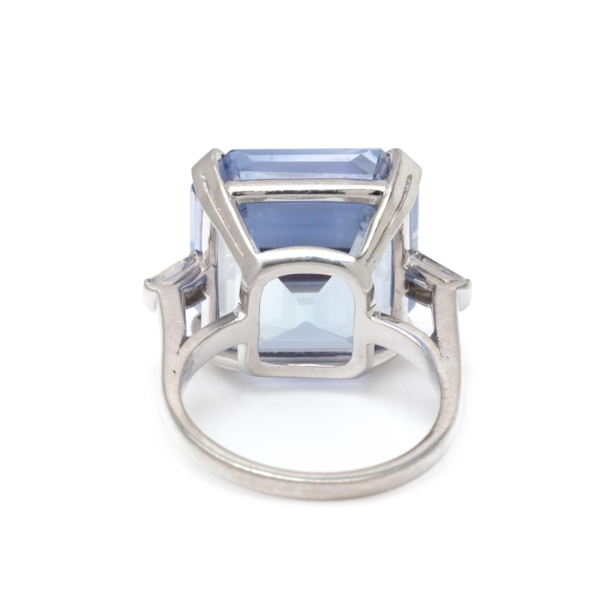 AN IMPRESSIVE UNHEATED CEYLON SAPPHIRE AND DIAMOND RING