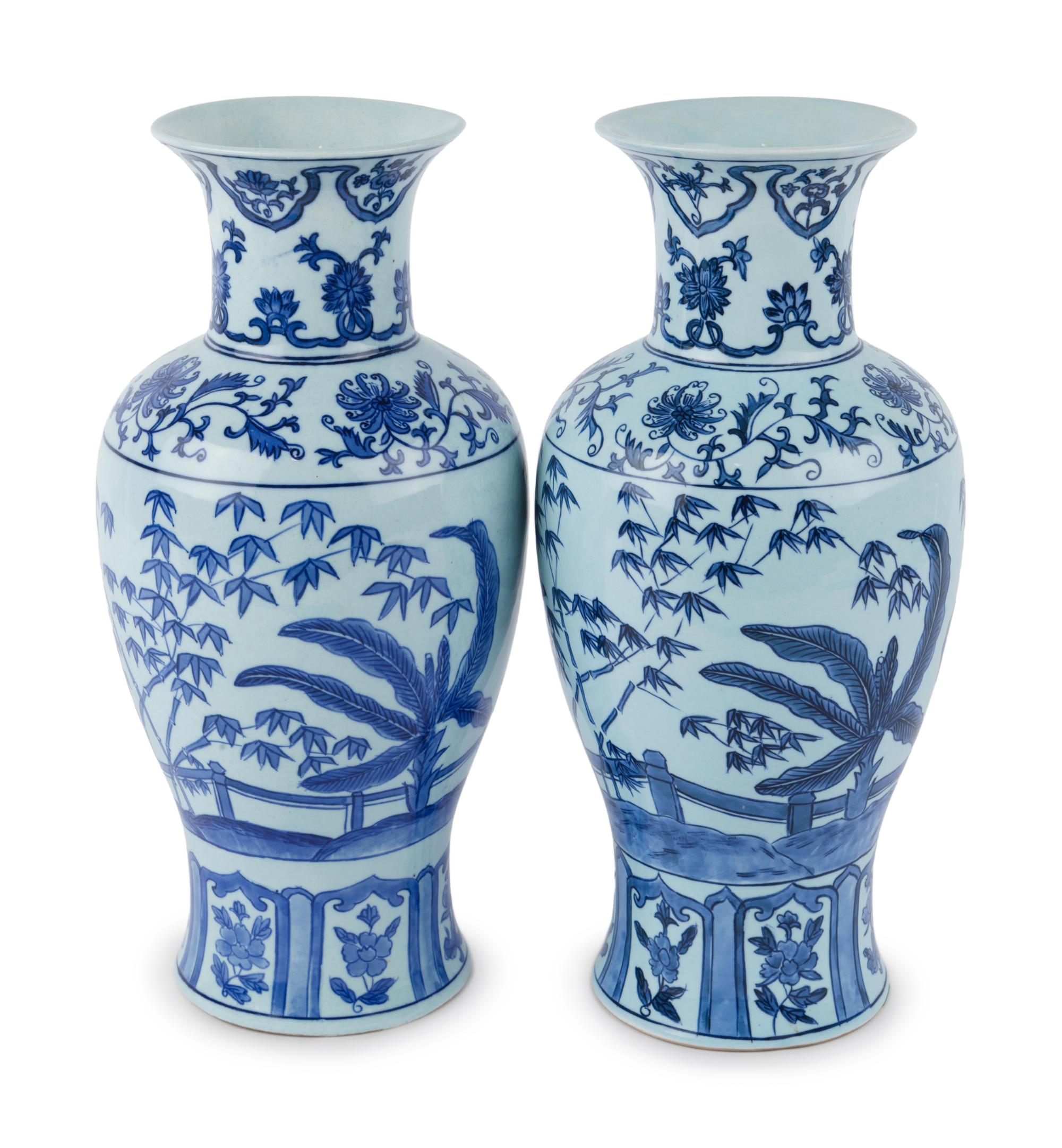 A Pair of Chinese Export Porcelain Vases