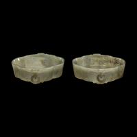 A Pair of Greyish Celadon Jade Quatrefoil-Form Washers, Xi, 19th Century 清晚期 青玉海棠式洗一對