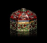 A Mughal Style Enameled Gold and Gem-Inset Snuff Box