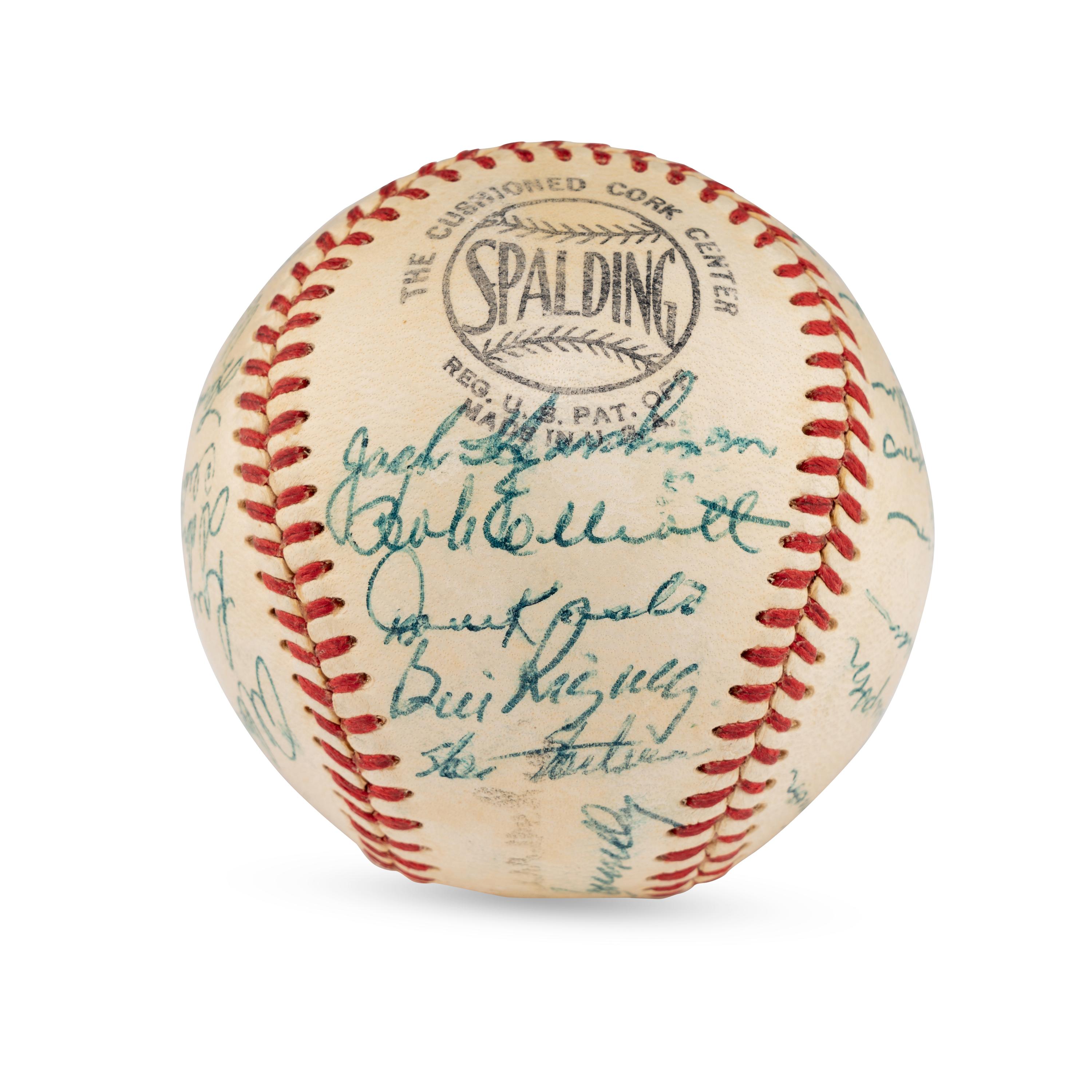 A 1952 New York Giants Team Signed Autograph Baseball