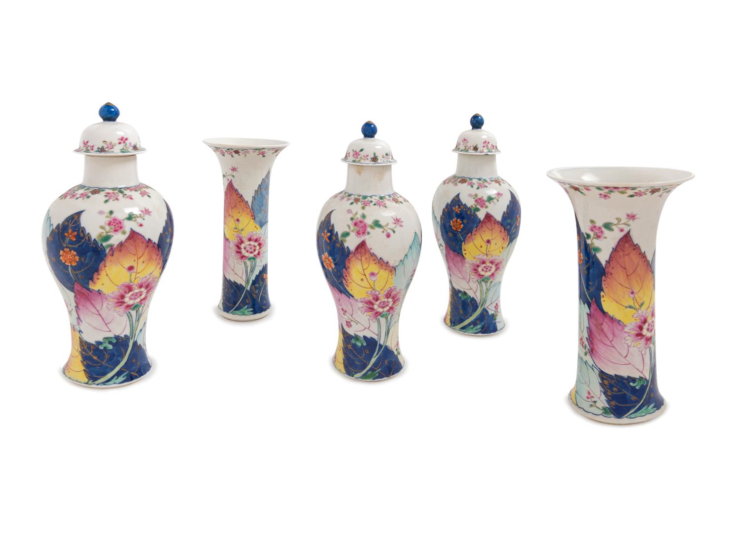 A Chinese Export Porcelain Five-Piece Tobacco Leaf Garniture