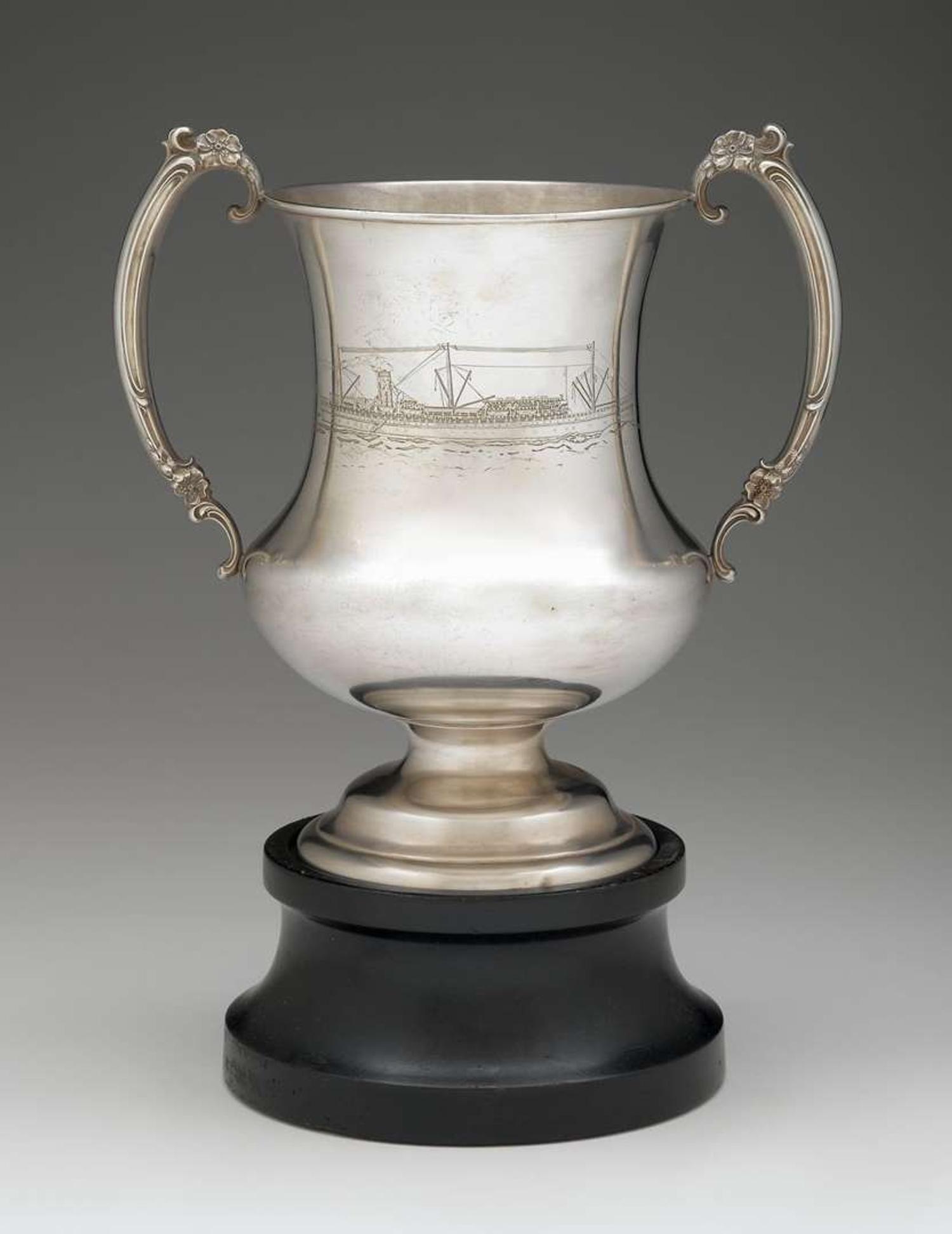 Sterling silver presentation urn alvin corporation, providence, ri, dated "1917"
