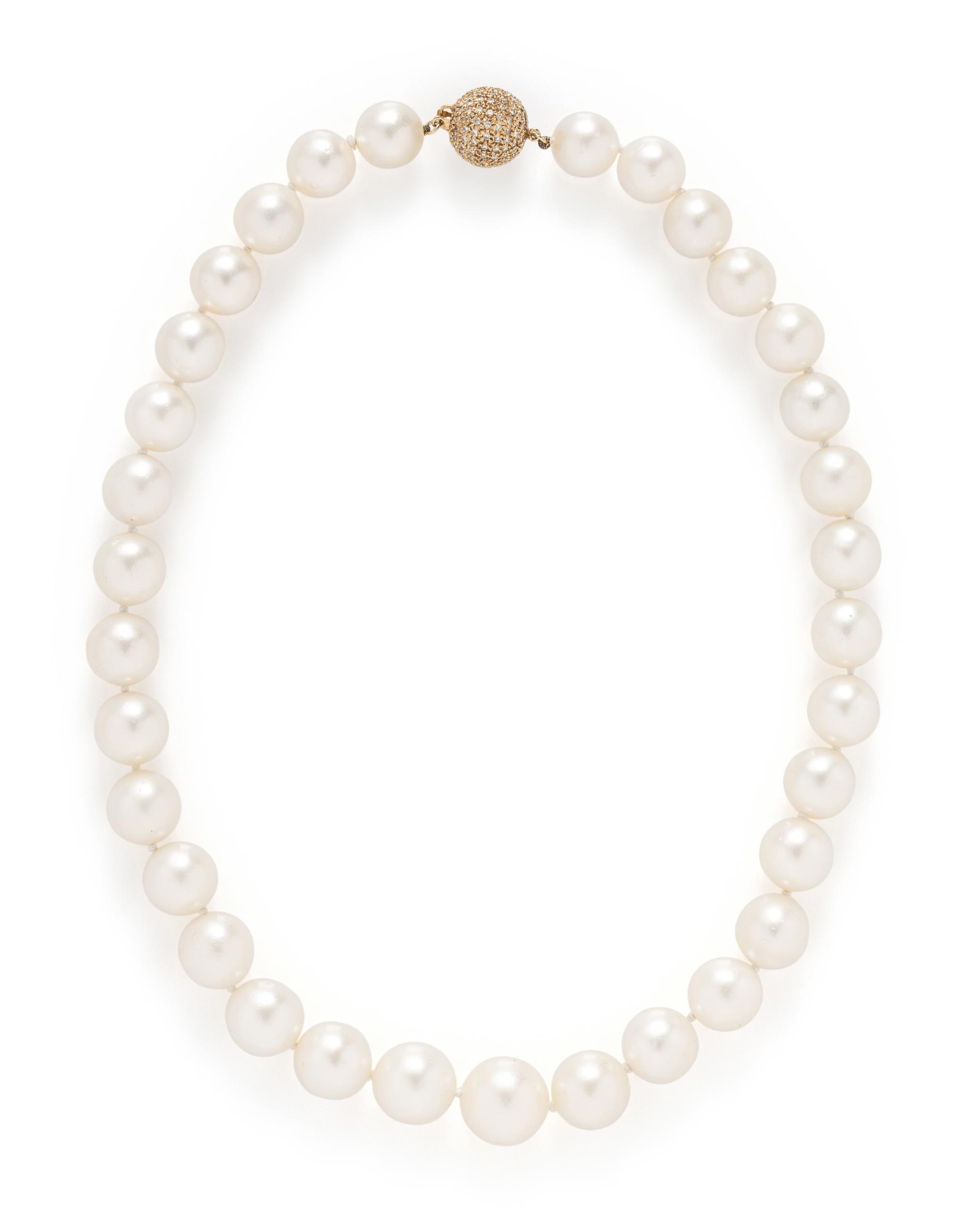 CULTURED PEARL AND DIAMOND NECKLACE