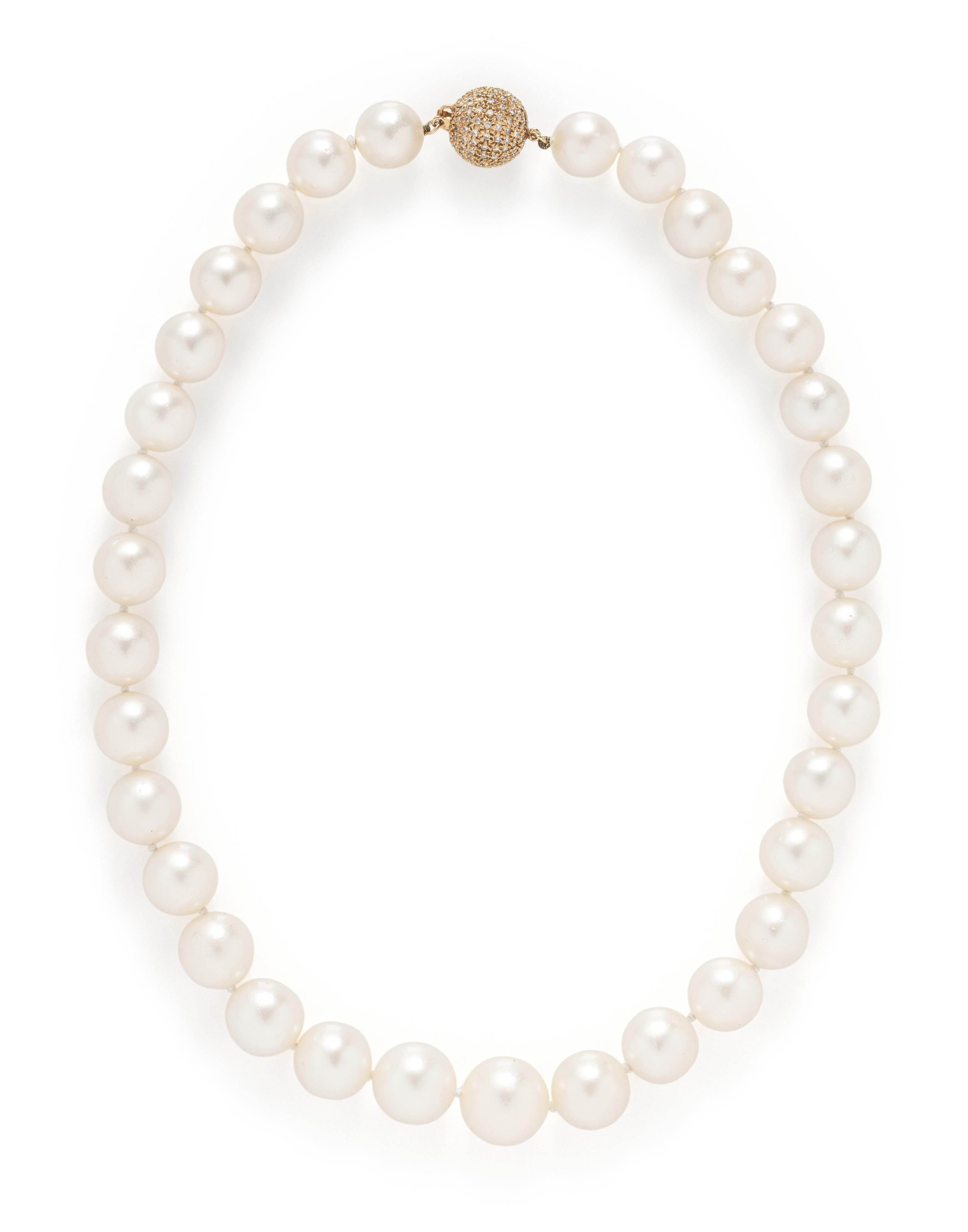 CULTURED PEARL AND DIAMOND NECKLACE
