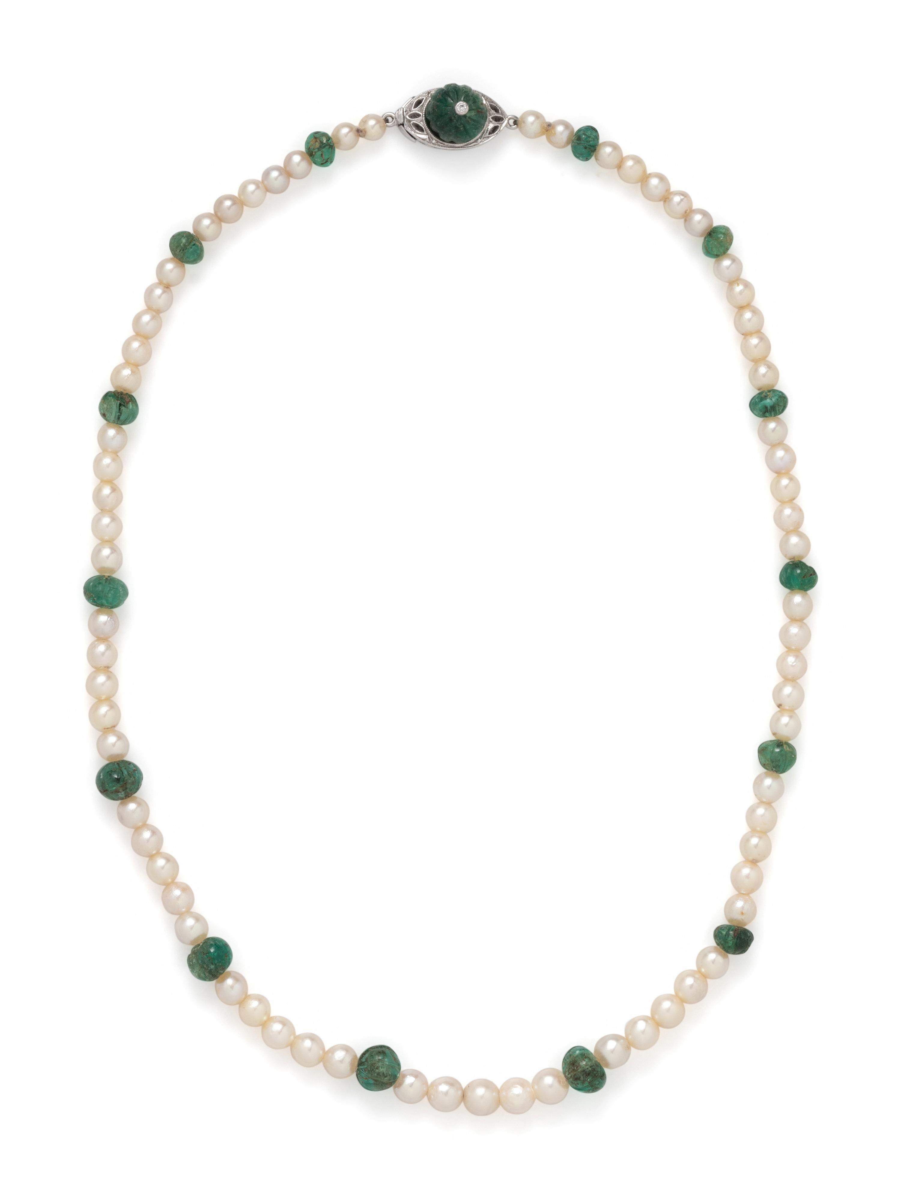 CULTURED PEARL AND EMERALD NECKLACE