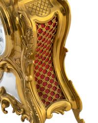 A Lous XV Style Gilt Bronze Mantel Clock — 20TH CENTURY