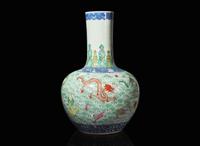 A large Chinese enameled and underglaze blue-decorated "Nine Dragons vase", late Qing to Republic period 九龍紋斗彩大龍瓶 晚清至民國