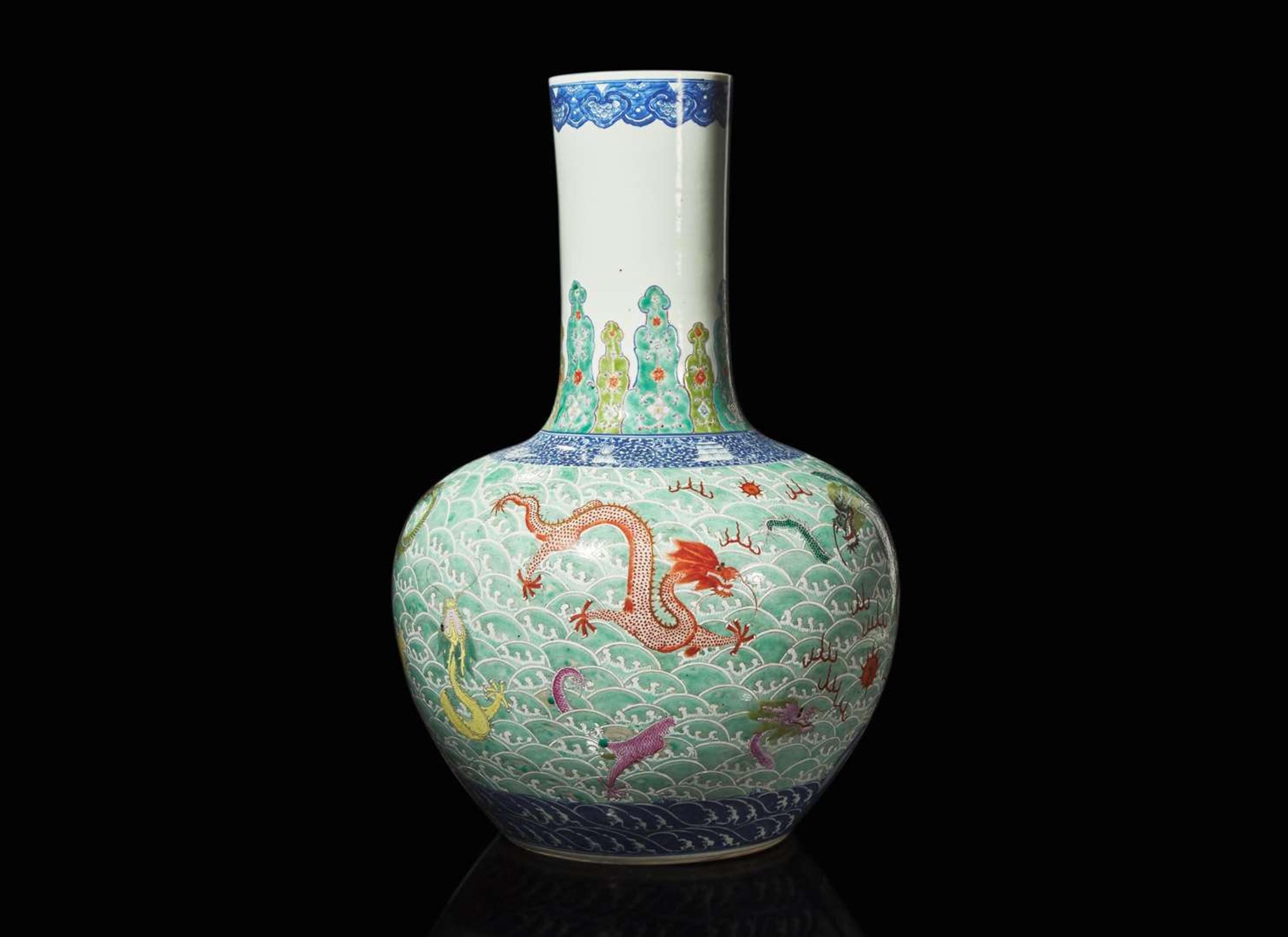 A large Chinese enameled and underglaze blue-decorated "Nine Dragons vase", late Qing to Republic period 九龍紋斗彩大龍瓶 晚清至民國