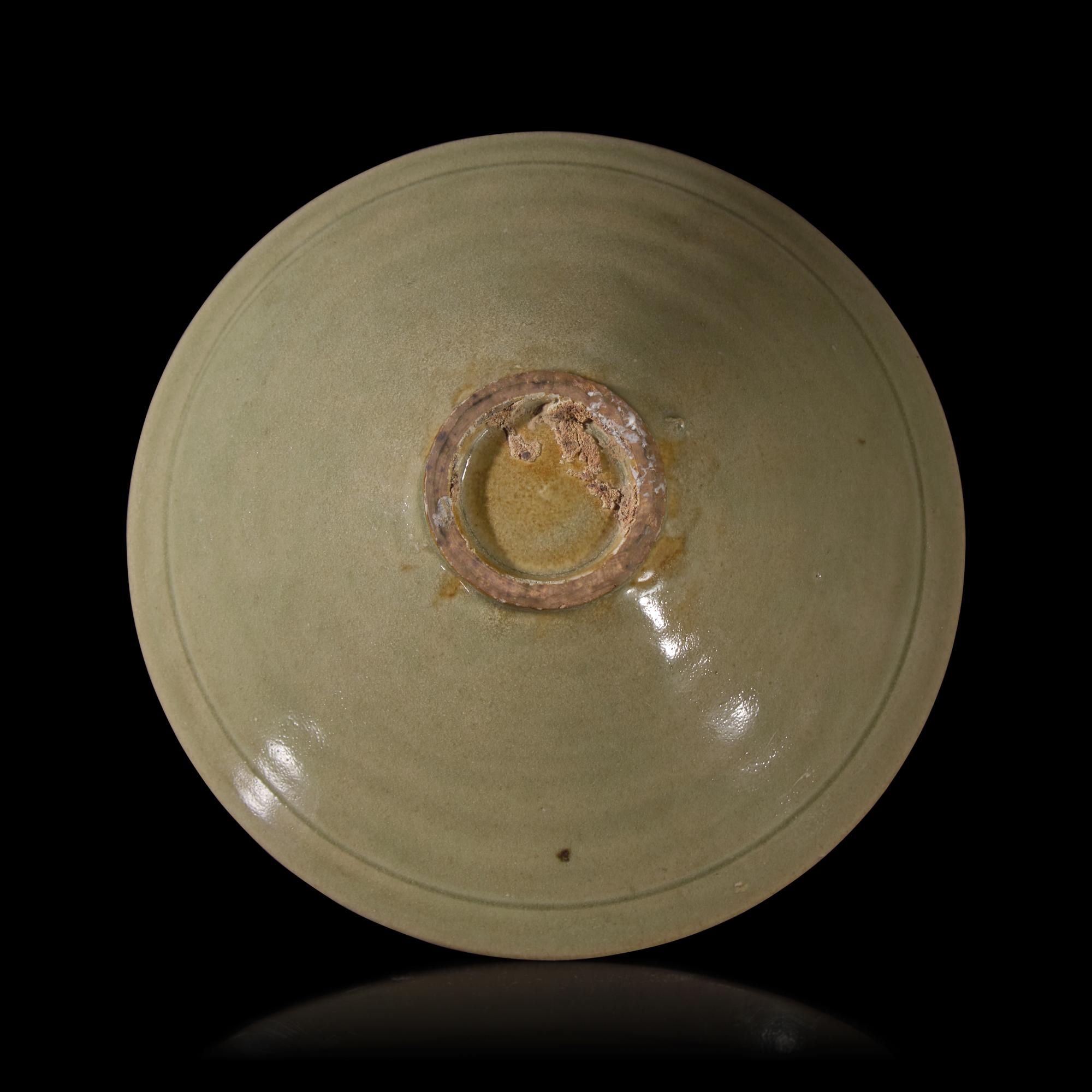 A Chinese Green Glazed Conical Bowl — 青釉斗笠碗