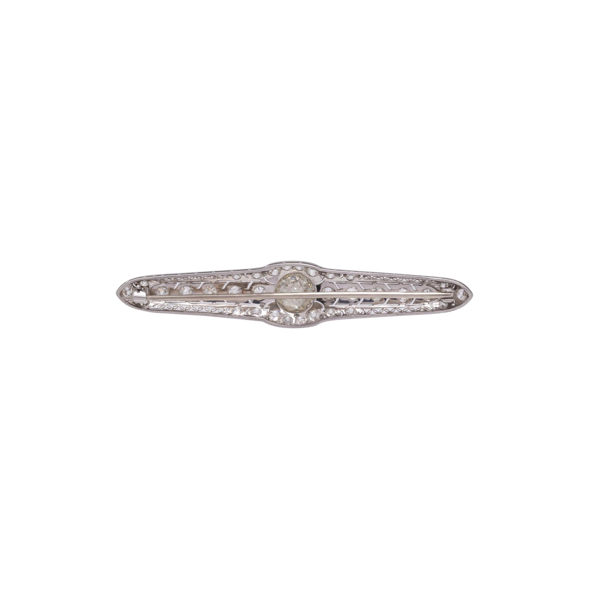 ART DECO, DIAMOND BROOCH