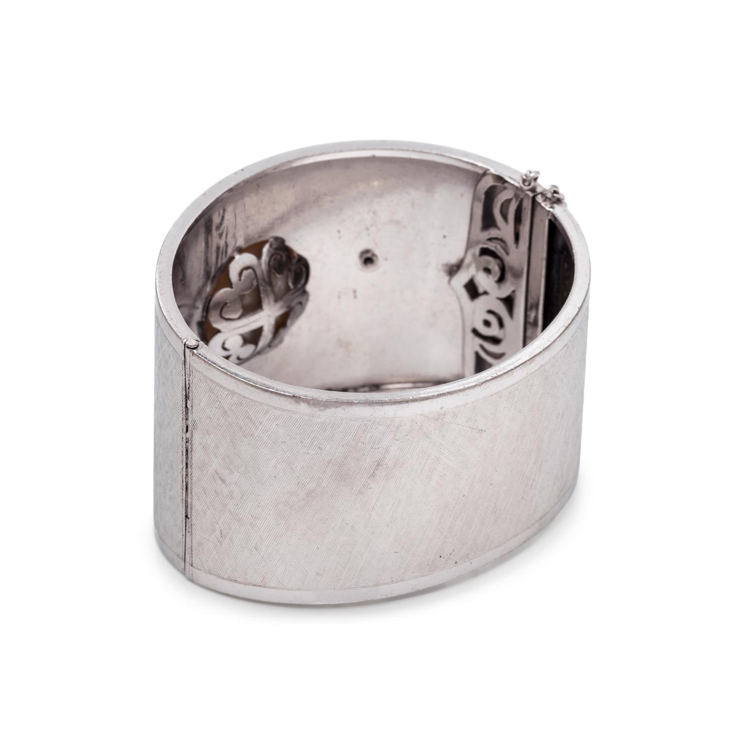 WHITE GOLD, CULTURED MABE PEARL AND DIAMOND BANGLE BRACELET