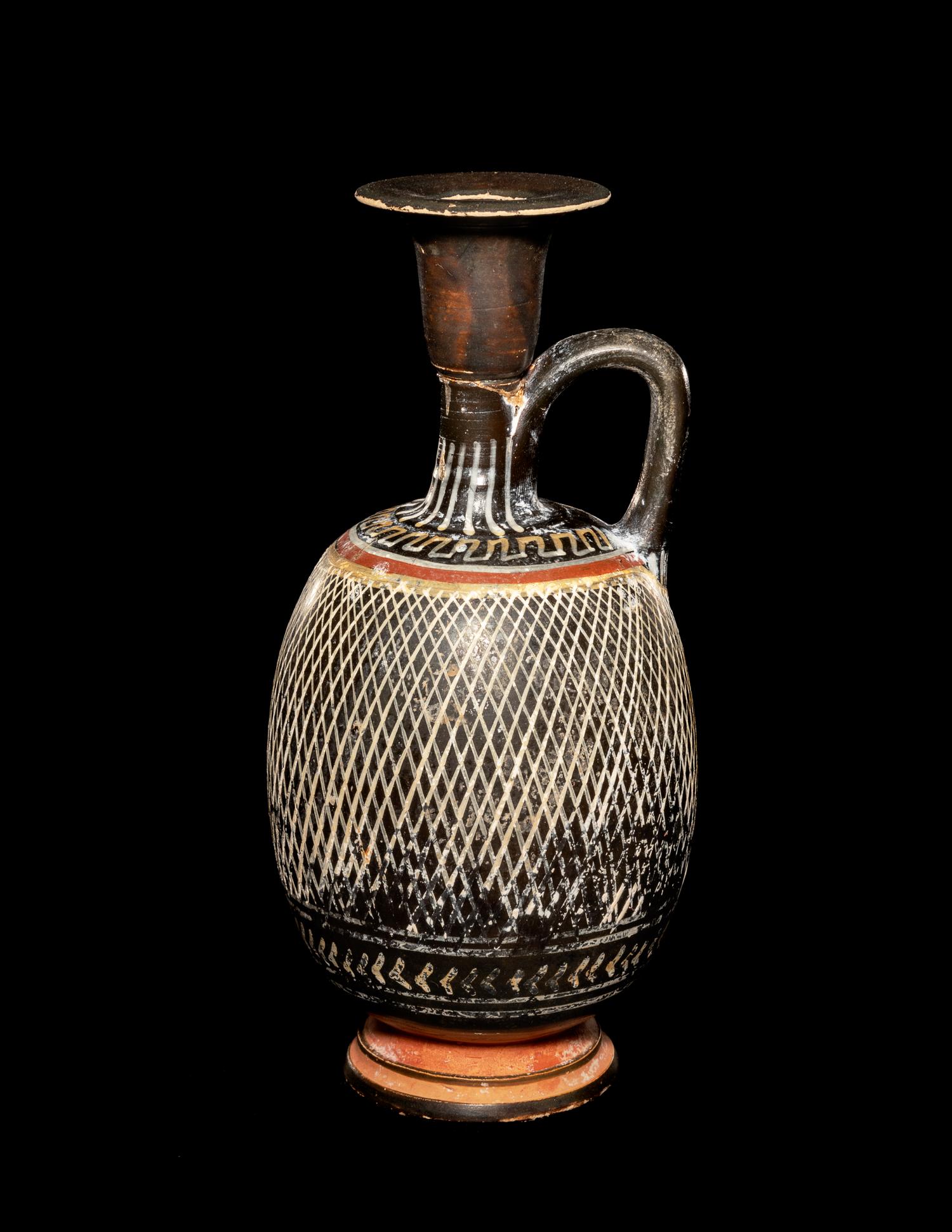 An Apulian Gnathian-Ware Lattice Pattern Lekythos