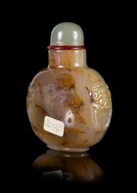 A Shadow Agate Snuff Bottle Height 2 3/4 inches.