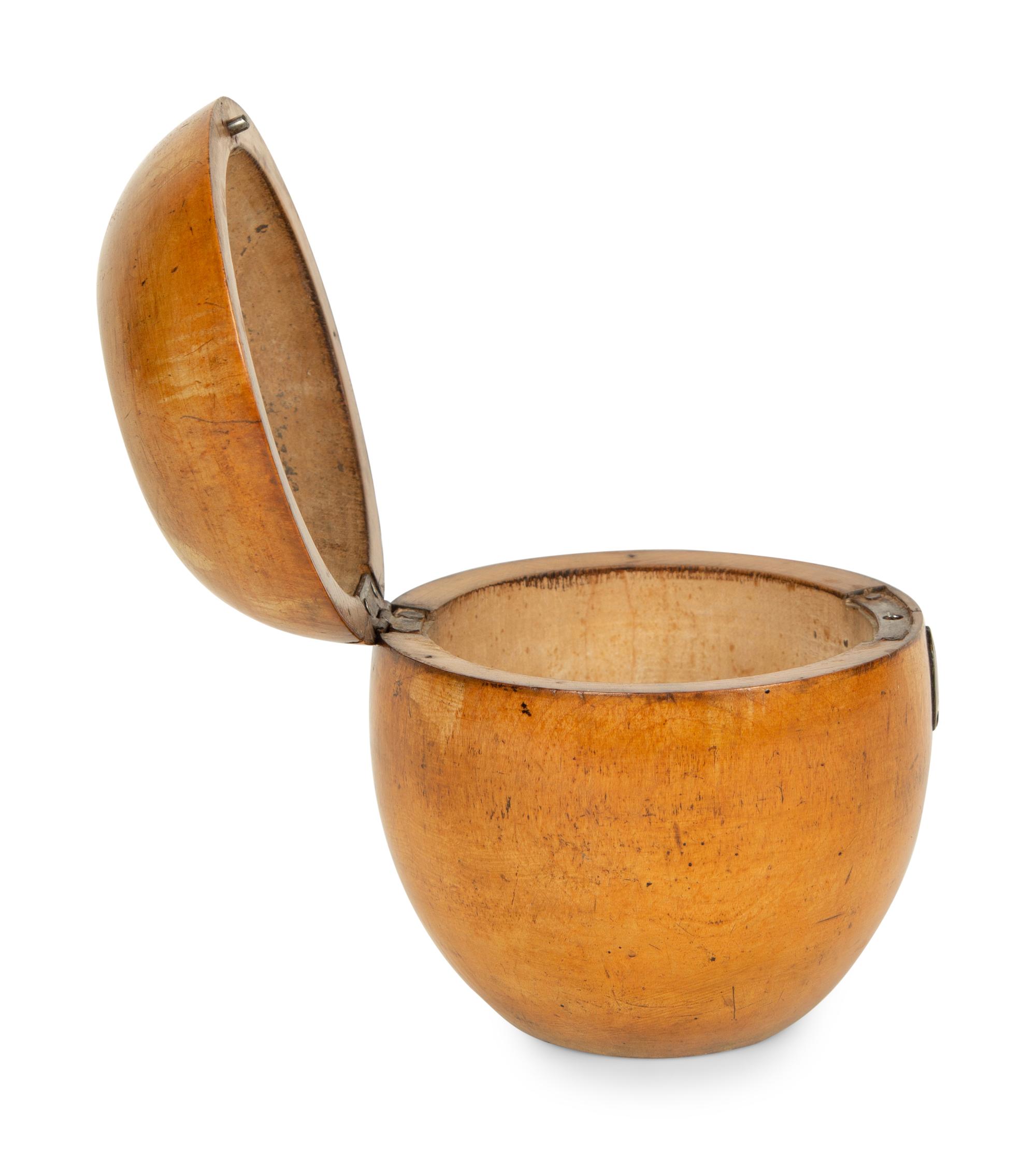 A George III Fruitwood Apple-Form Tea Caddy — 19TH CENTURY