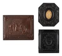 [CIVIL WAR]. Quarter plate and sixth plate tintypes of Civil War soldiers in Union cases.