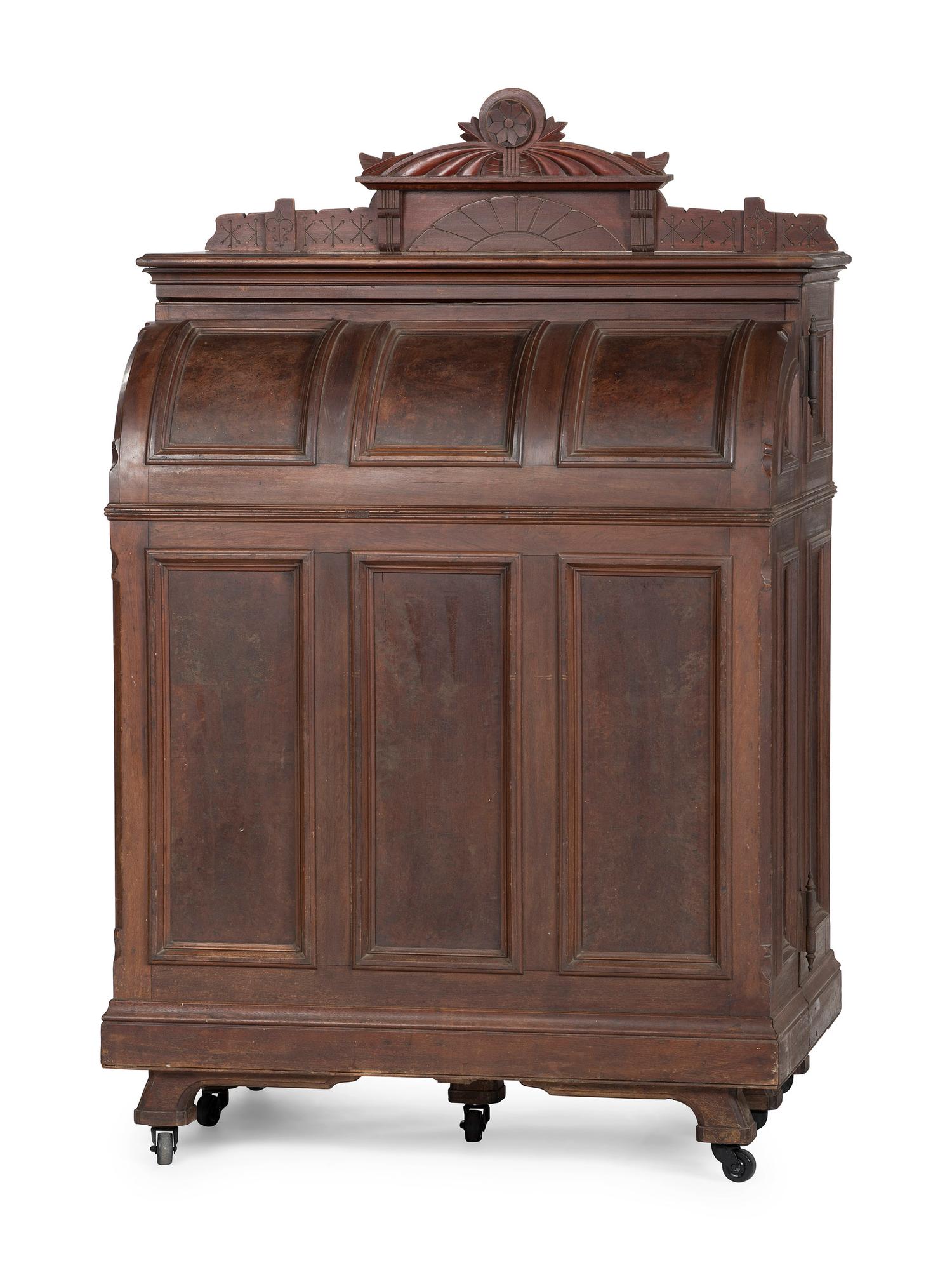 A Moore's Office Drawing Room Queen Combination Desk