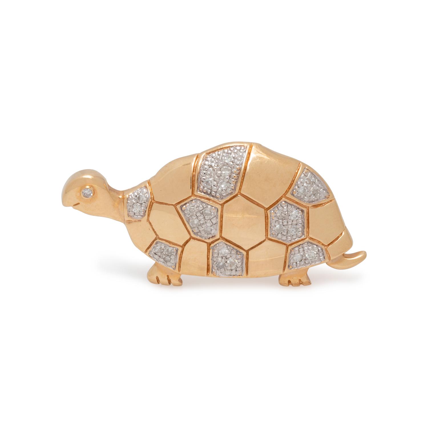 YELLOW GOLD AND DIAMOND TURTLE BROOCH