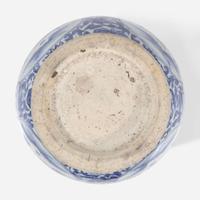 A Chinese blue and white porcelain jar 青花罐 17th century ????