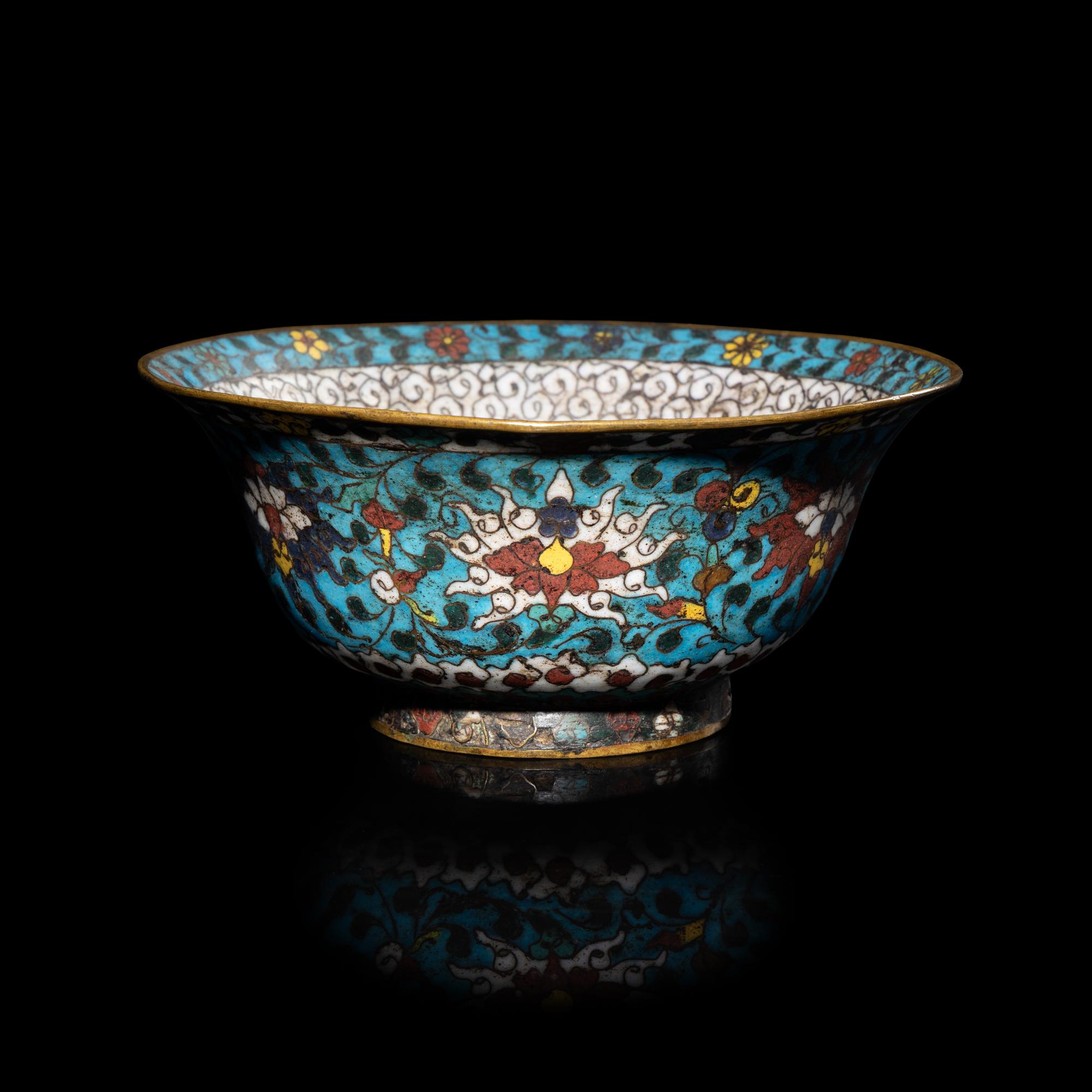 A Chinese Cloisonné Enamel Bowl, Late Ming Dynasty-Early Qing Dynasty 明末清初 掐絲琺琅西番蓮紋碗