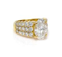 An 18 Karat Yellow Gold and Diamond Ring, 5.20 dwts.