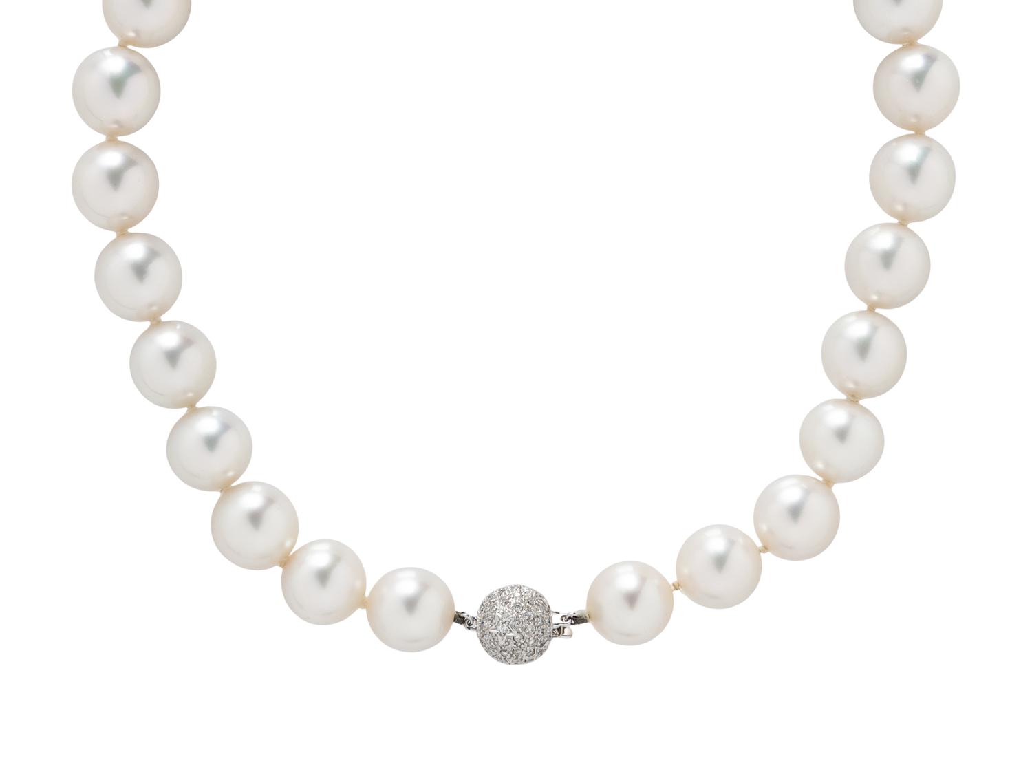 CULTURED PEARL AND DIAMOND NECKLACE