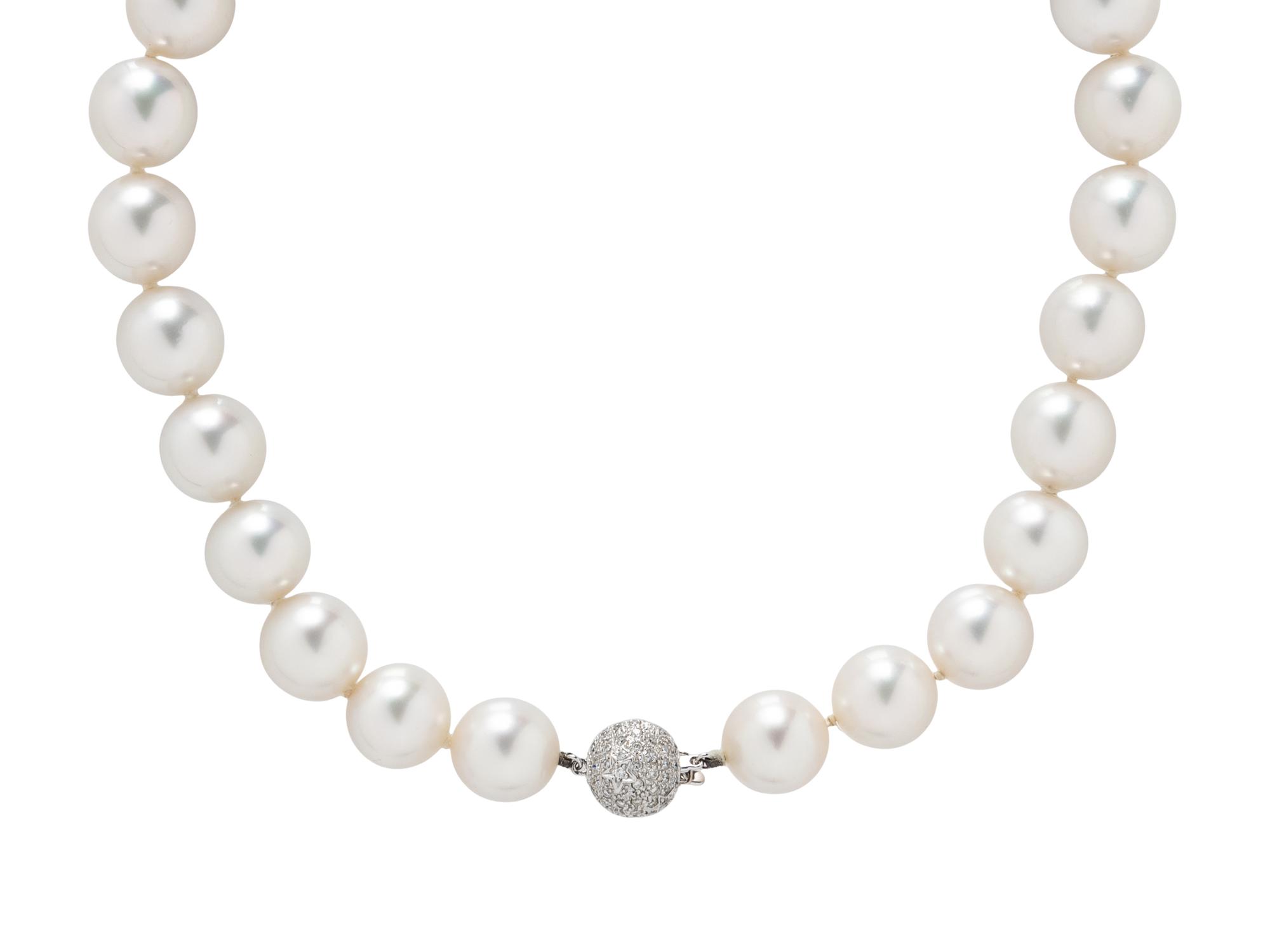 CULTURED PEARL AND DIAMOND NECKLACE