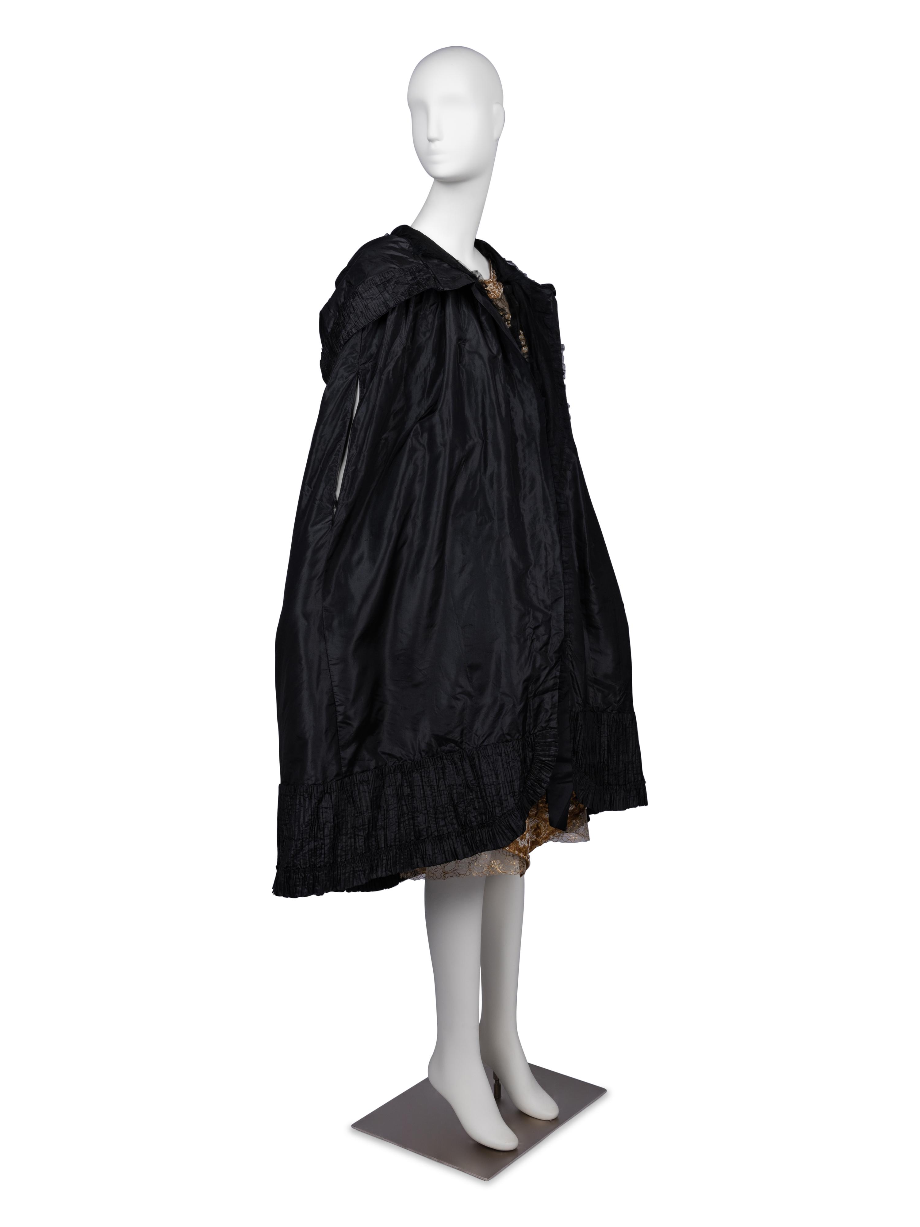 Callot Soeurs Black Silk Taffeta Cape, 1910-20s