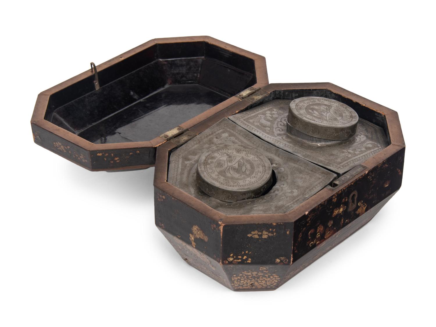 A Chinese Export Lacquer Tea Caddy