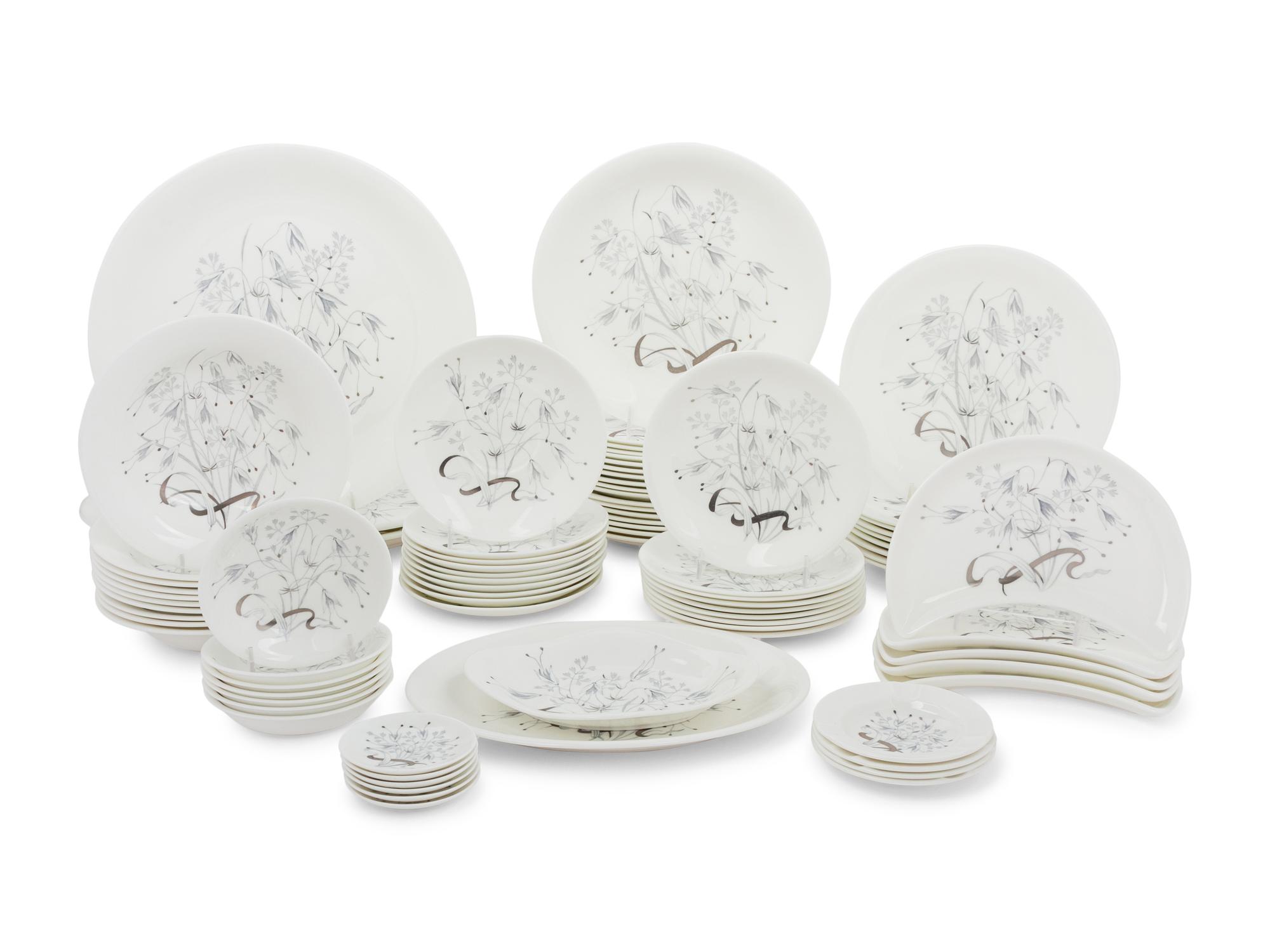 A Wedgwood Porcelain Dinner Service