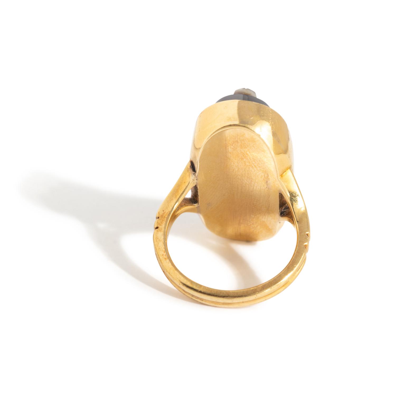 A Neoclassical Sardonyx Cameo and Gold Finger Ring with the Greek Mythological Character Phaedra