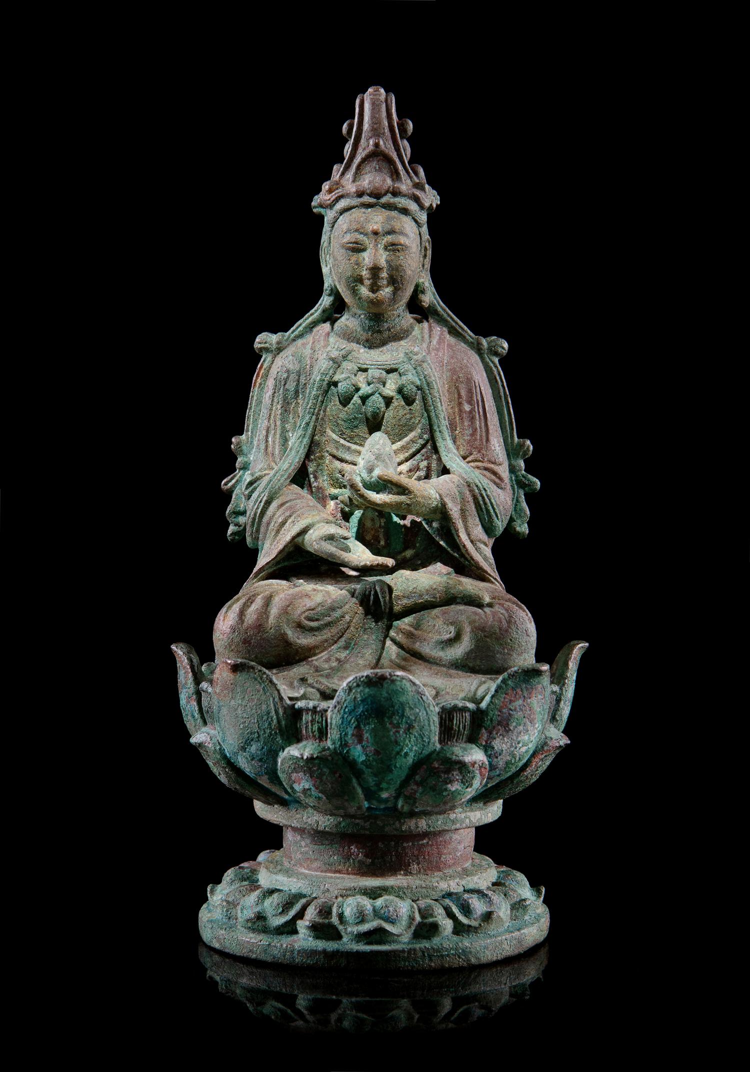 A Bronze Figure of Guanyin