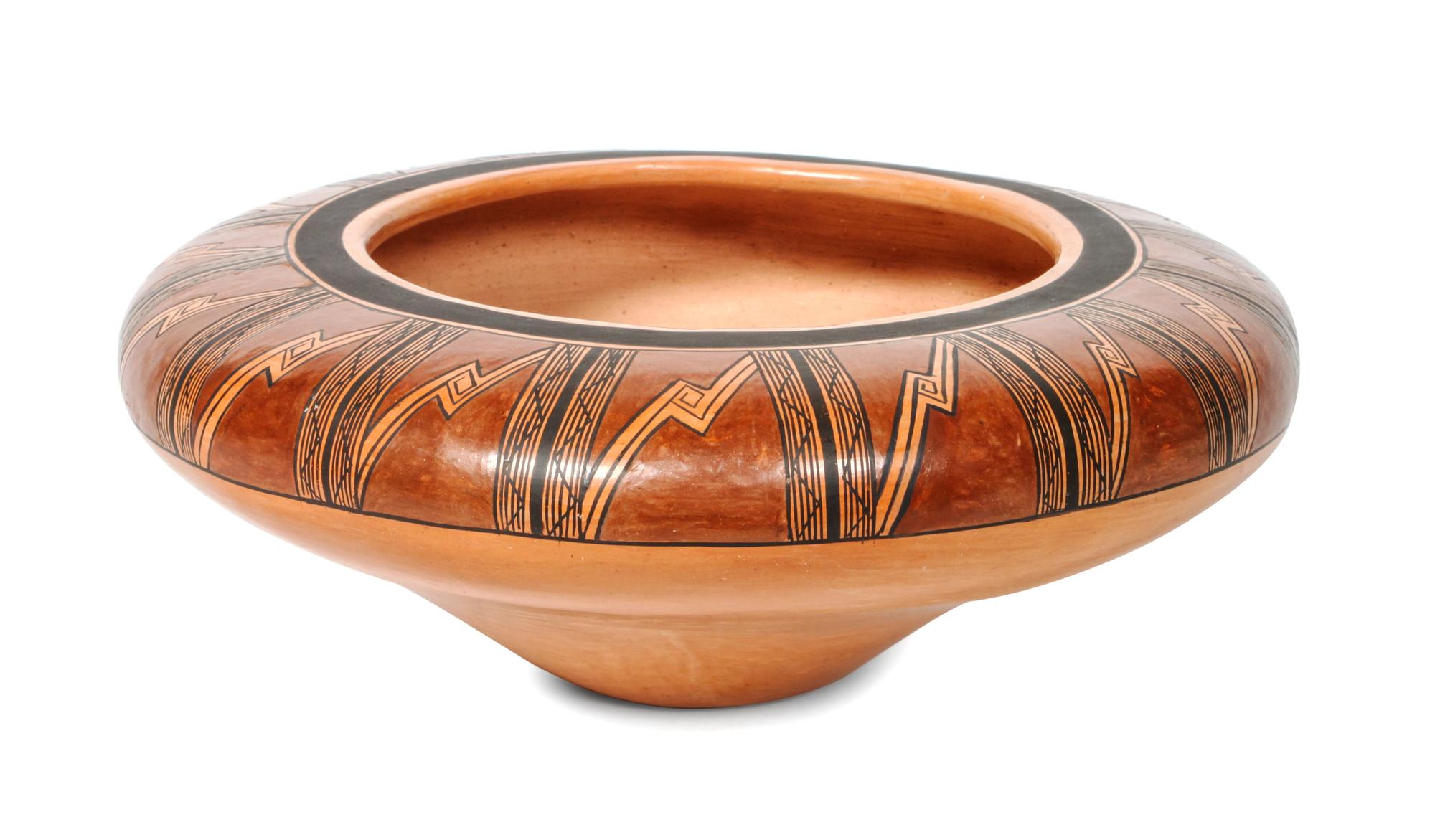 Rachel Sahmie Nampeyo (b. 1956) Hopi Polychrome Saucer Jar Height 3 1/2 x diameter 9 inches