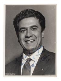[20TH-CENTURY OPERA SINGERS]. A group of 6 signed photographs of opera singers from the 1950s-1960s, comprising images of: