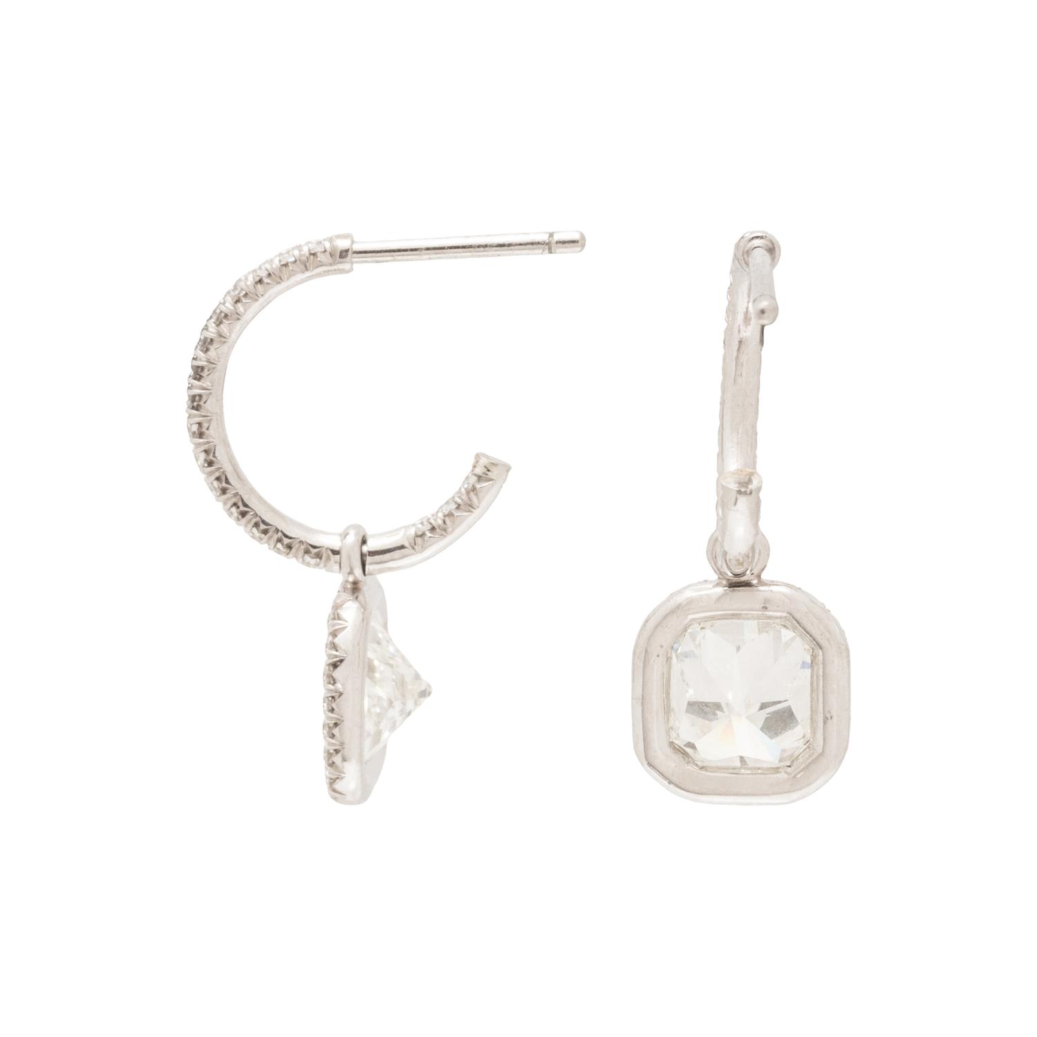 DIAMOND AND PLATINUM EARRINGS