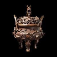 A Large Bronze 'Dragon' Tripod Censer and Cover, 19th Century 十九世紀 龍紋三足爐