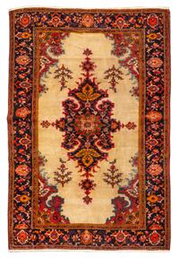 A Malayer Wool Rug 6 feet x 4 feet 2 1/2 inches. — LATE 19TH/EARLY 20TH CENTURY