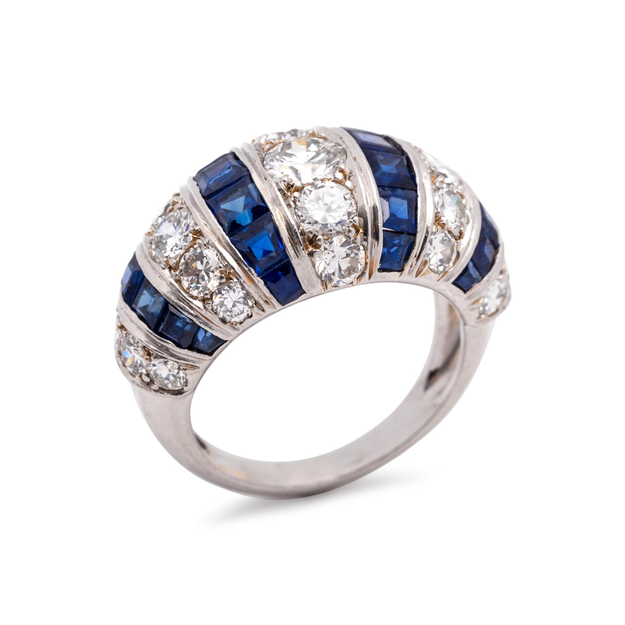 SAPPHIRE AND DIAMOND RING
