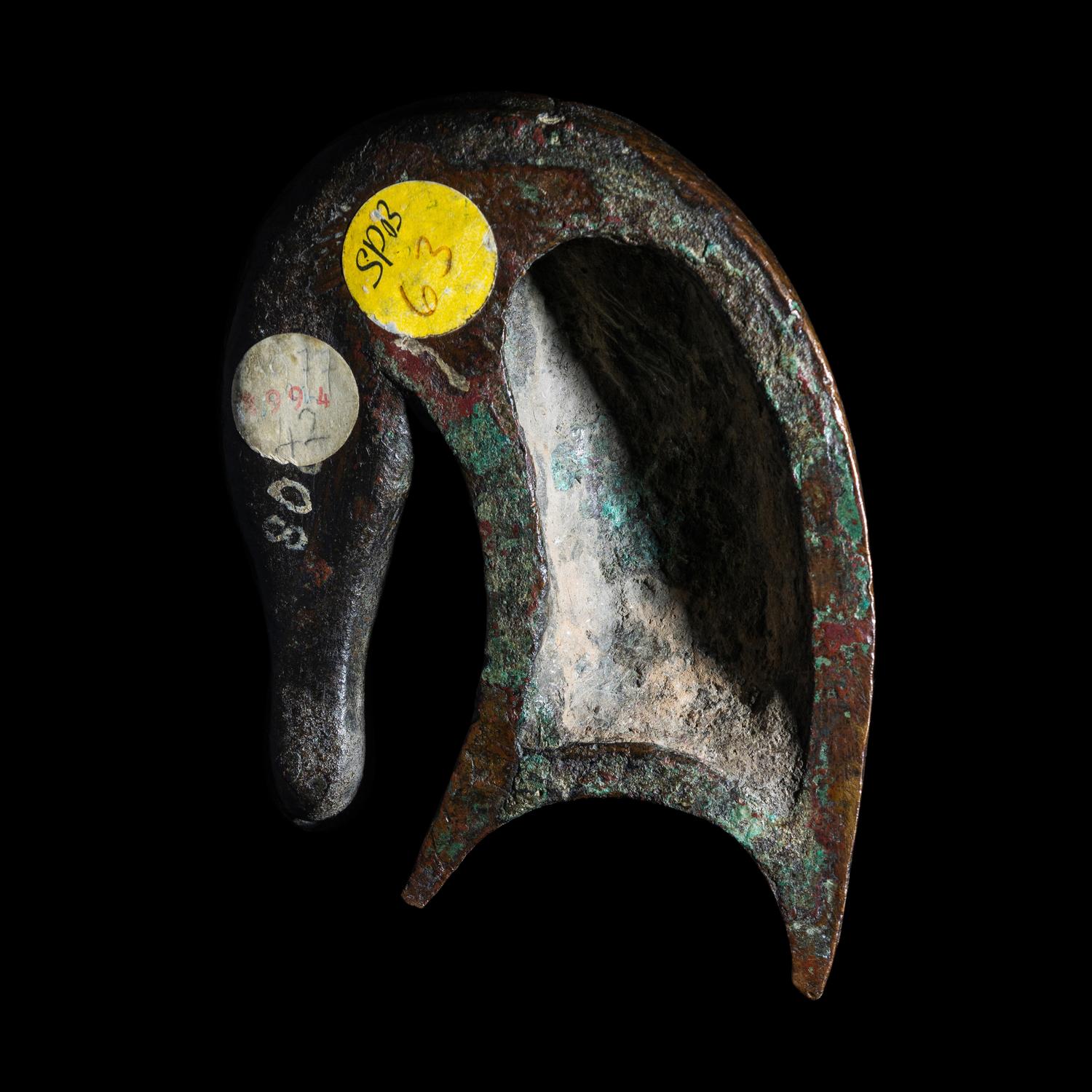 A Roman Bronze Fulcrum in the Form of a Goose