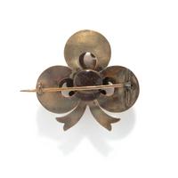 VICTORIAN, AMETHYST AND YELLOW GOLD BROOCH