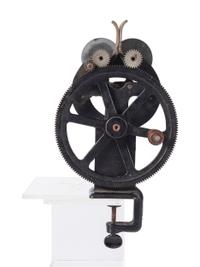 A Hand-Crank Sharpener by The Universal Sharpening Machine Company