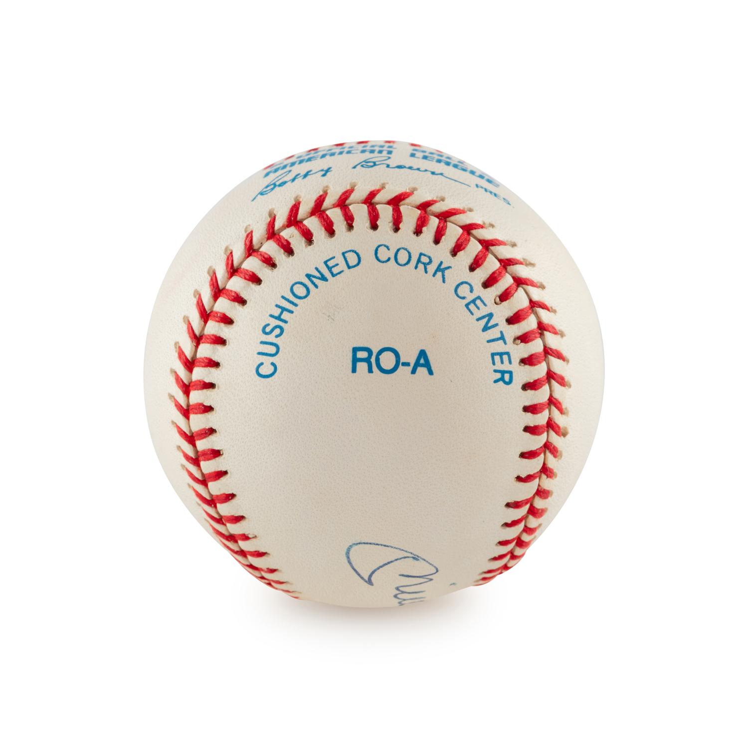 A MIckey Mantle Single Signed Autograph Baseball (Beckett Authentication Services)