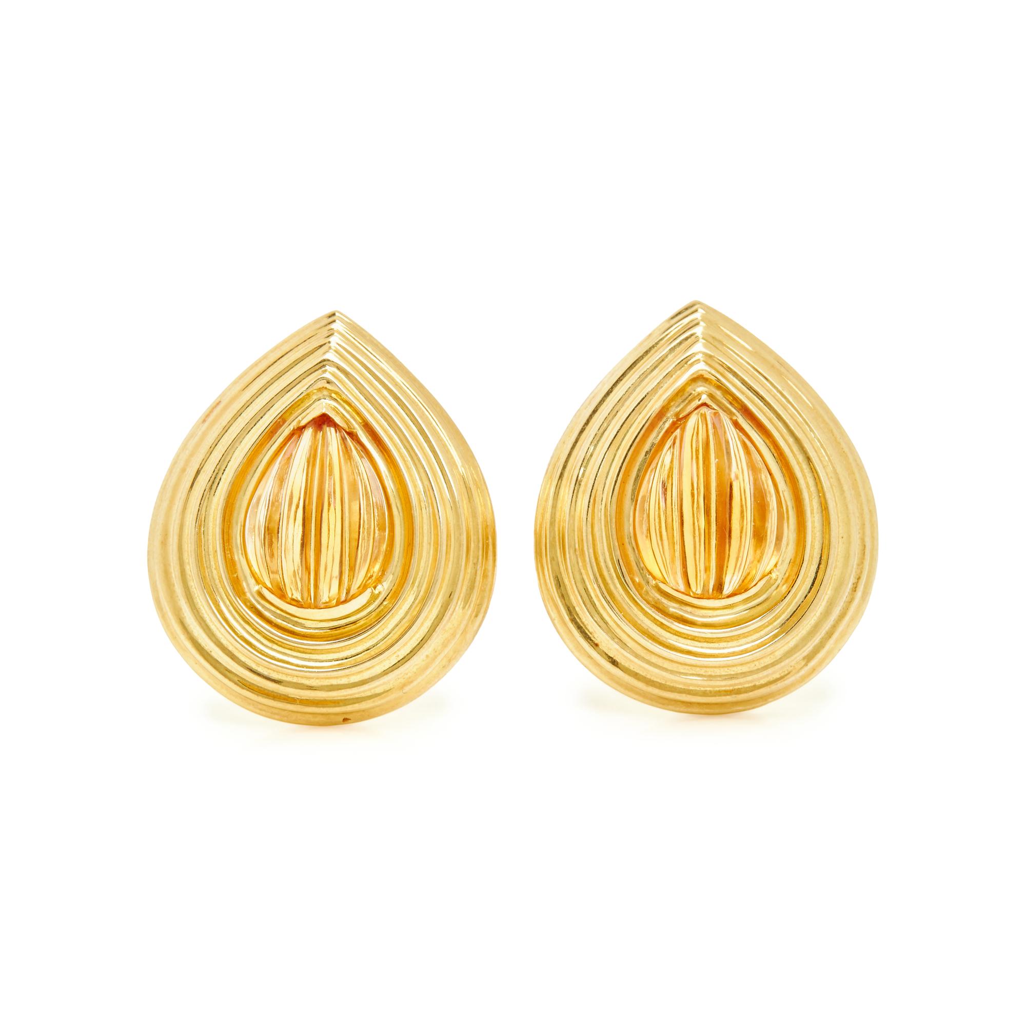 YELLOW GOLD AND CARVED CITRINE EAR CLIPS