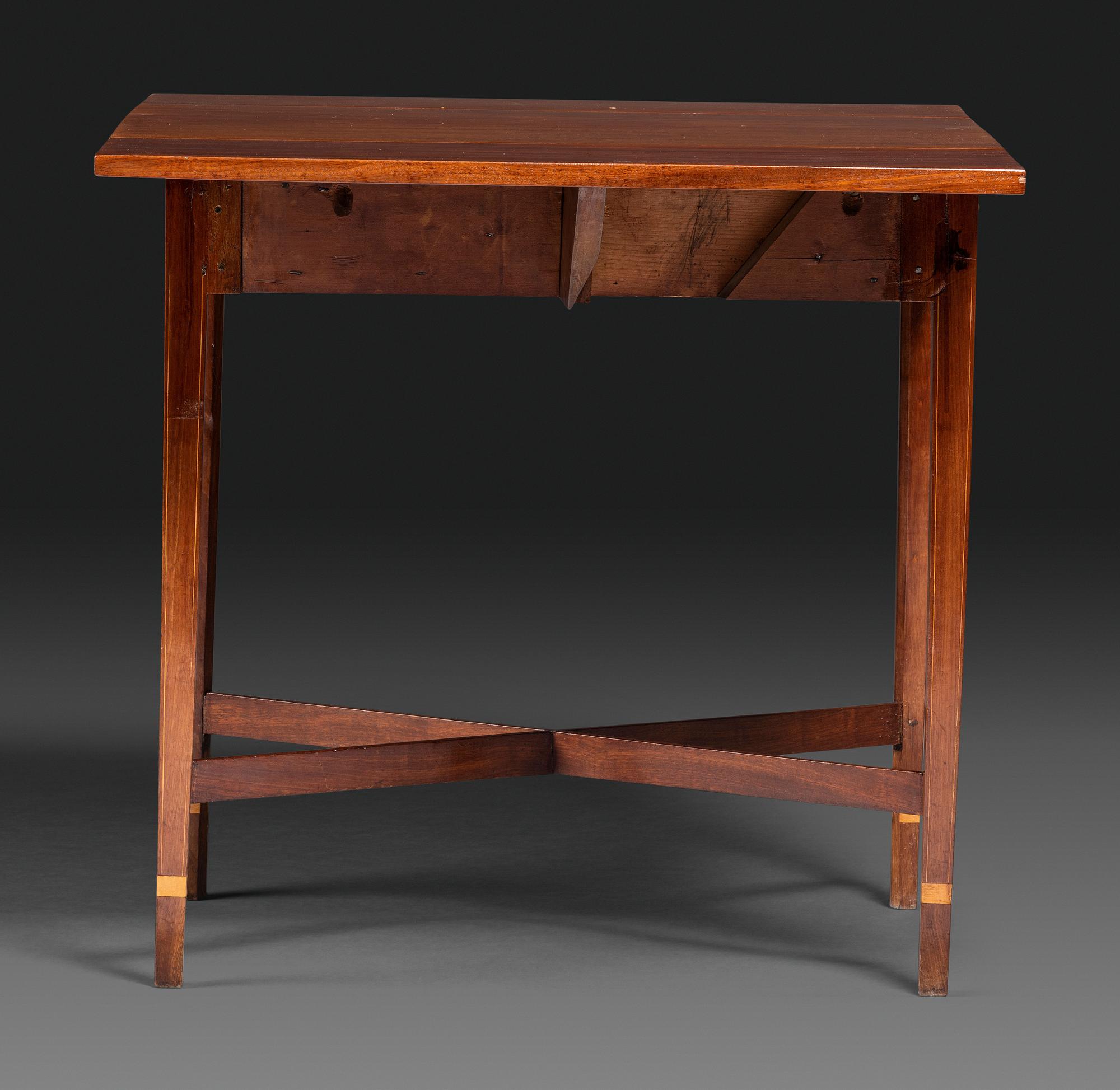 A Federal Inlaid Mahogany X-Stretcher Base Pembroke Table