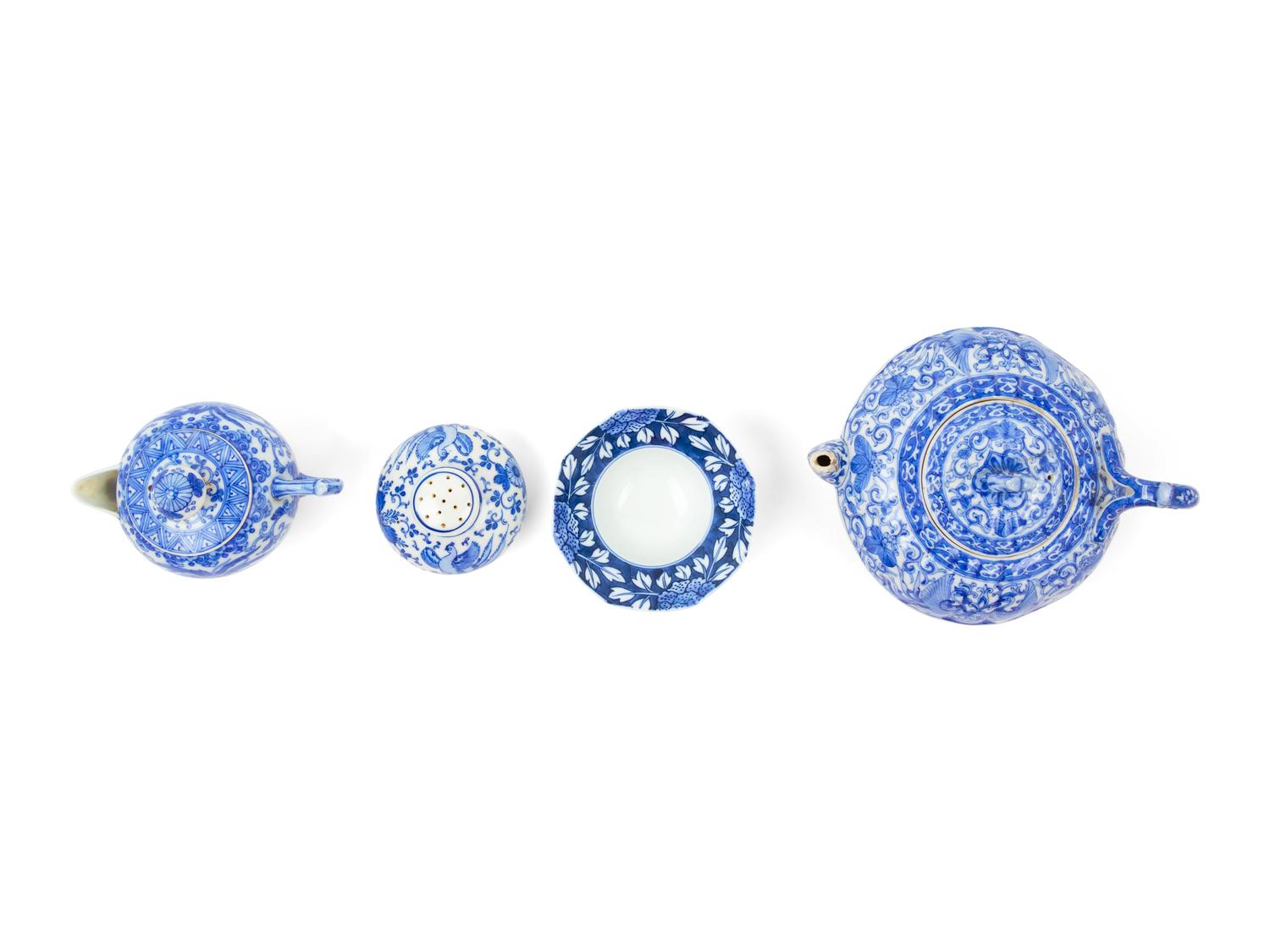 Four Japanese Blue and White Porcelain Articles